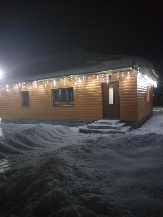Котедж Затишний відпочинок Гукливий Екстер'єр фото
